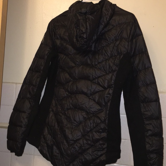 SAKS 90% down winter jacket - Picture 5 of 9